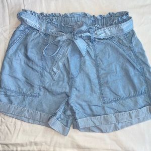 Aeries camp shorts 🦋